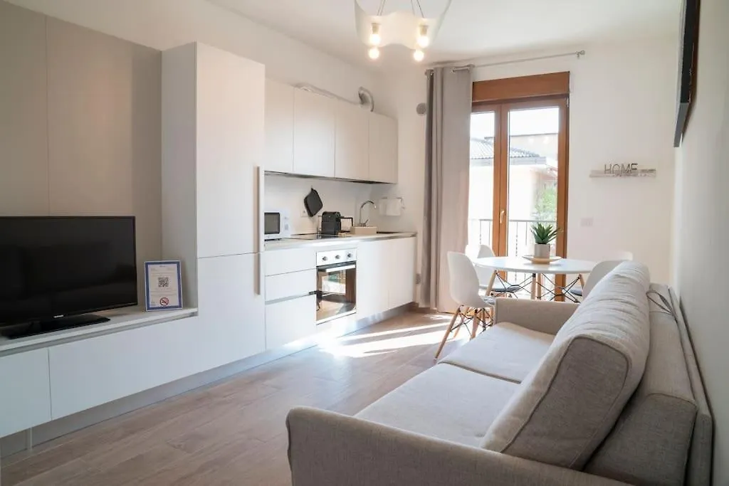 Modern House 10 Min To Fiera Apartment Verona 0*,  Italy